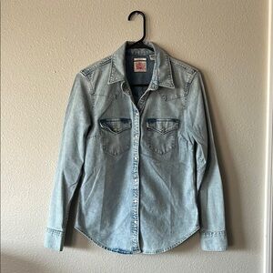 Levi’s Light Blue Denim button up shirt